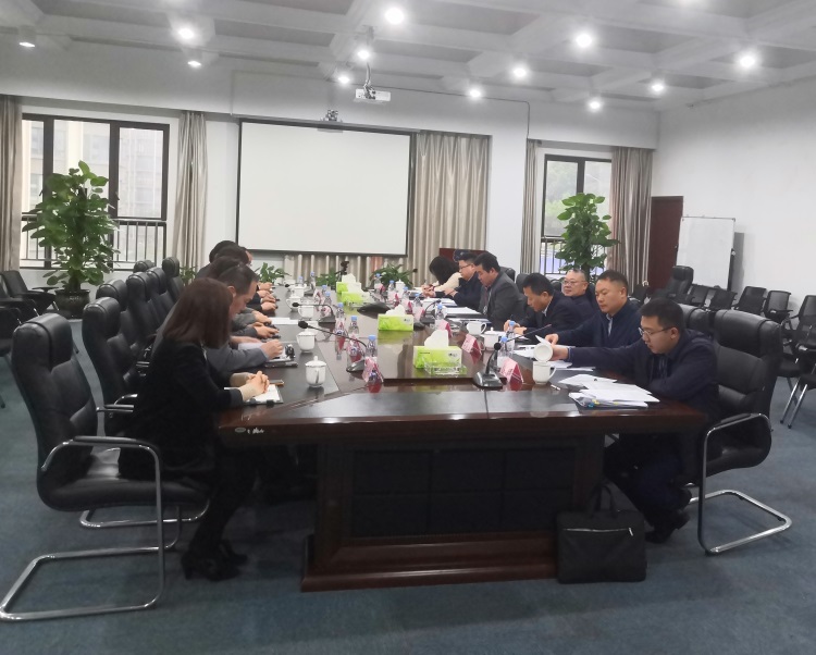 農投集團黨委書(shū)記、董事長(cháng)何勇一行來(lái)宏帆實(shí)業(yè)調研落實(shí)全面從嚴治黨情況